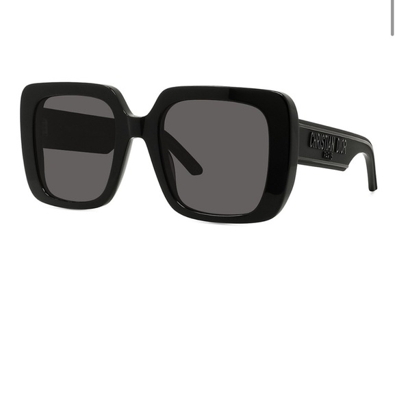 Christian Dior shades - Picture 10 of 10